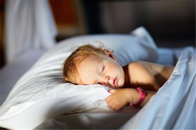 Do babies and young children need pillows for healthy sleep?